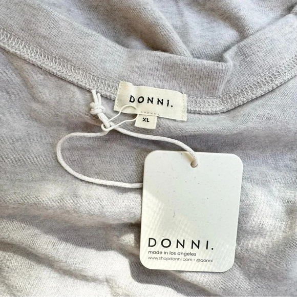 NWT Donni Sweater Vest Knit Sleeveless Tank V Neck Relaxed in Heathered Oat XL - Picture 4 of 13